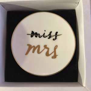 Kate spade Ms to Mrs ring dish